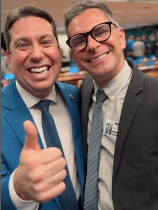 PREFEITO FÁBIO ROLIM CONFIRMA NOVA VAN PARA O TFD DURANTE A MARCHA DOS PREFEITOS EM BRASÍLIA